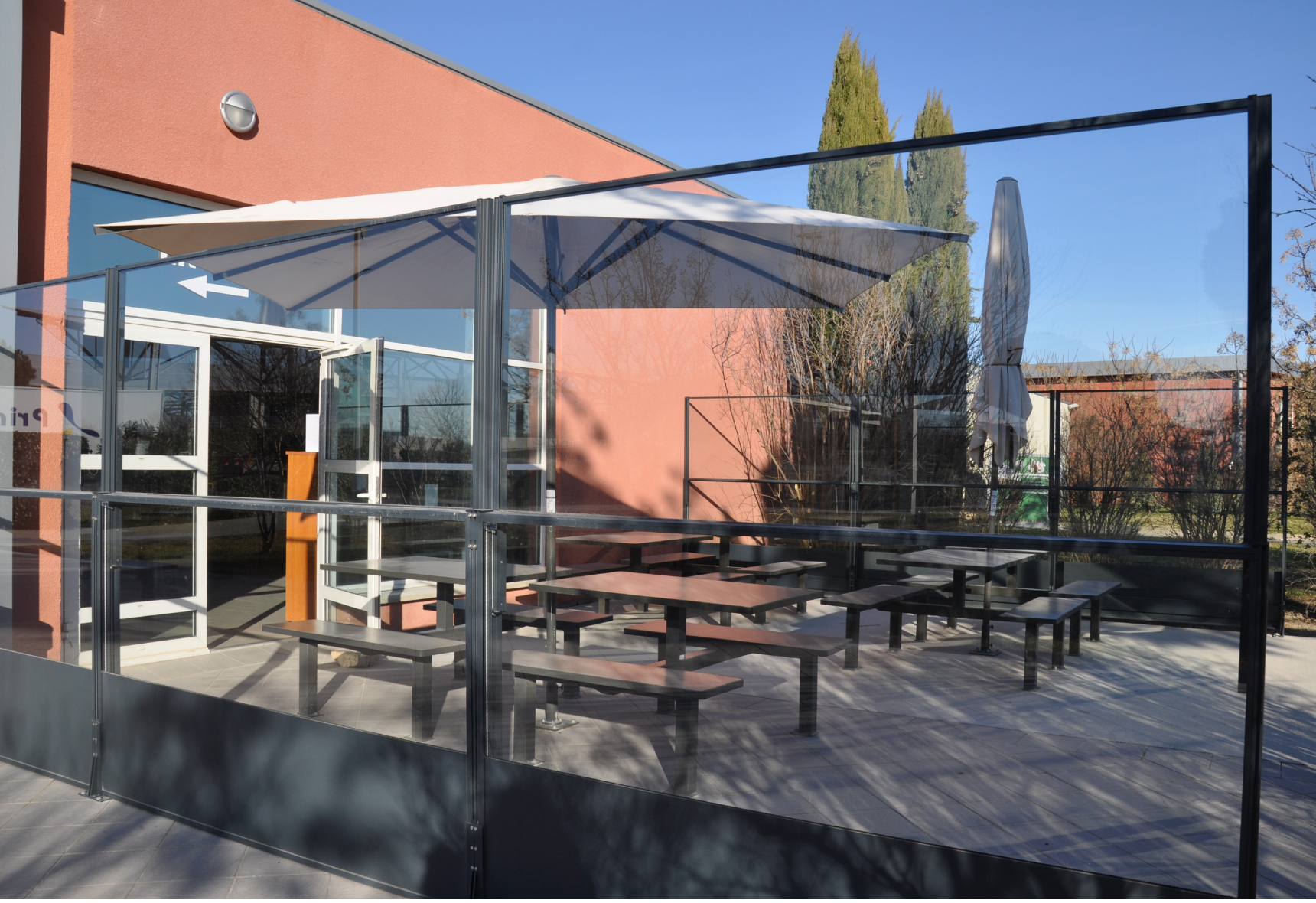 Restaurant l'Étape service continu complexe routier gardienné et sécurisé Truck Étape Béziers Vendres